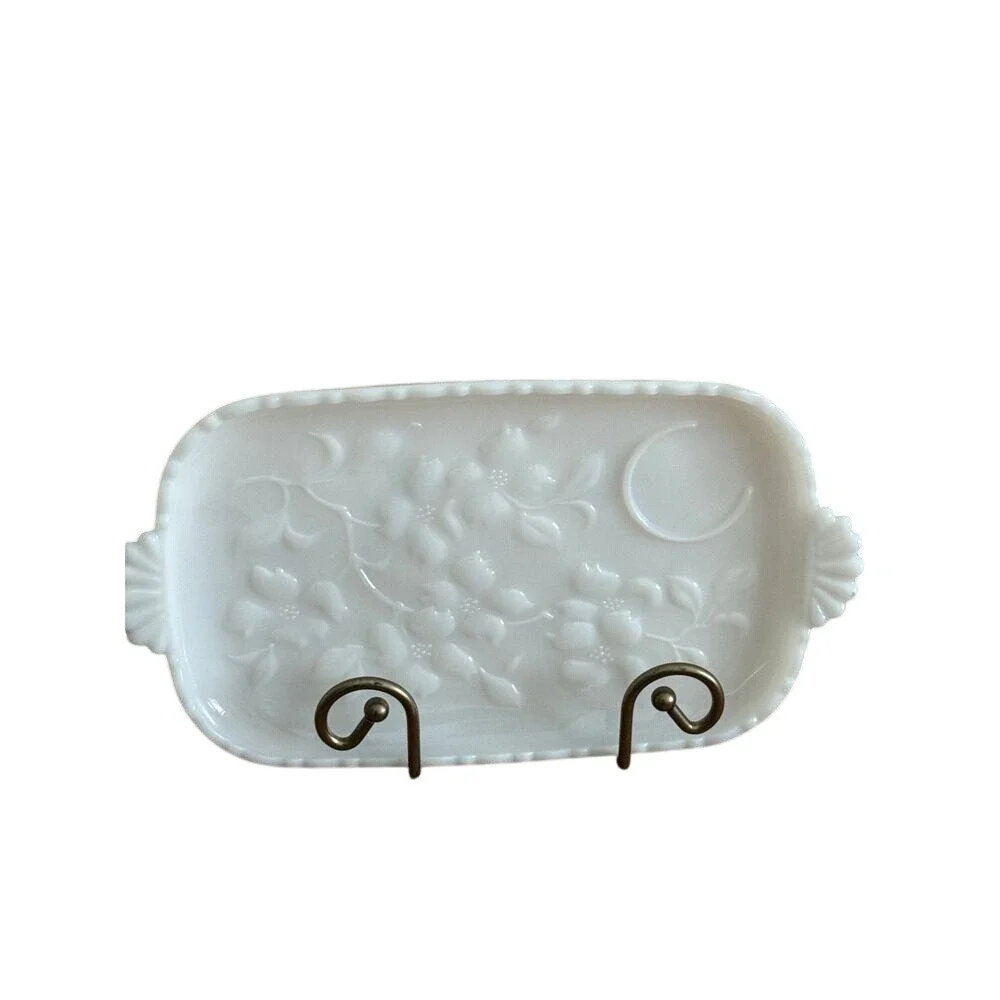 Milk Glass Snack or Trinket Tray Vintage Cottagecore Home Decor 11